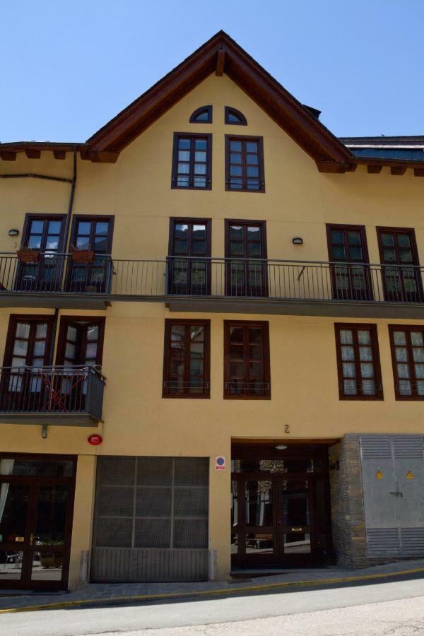 Cau D Aneu Duplex En El Centro D Esterri D Aneu Esterri D'Aneu Luaran gambar